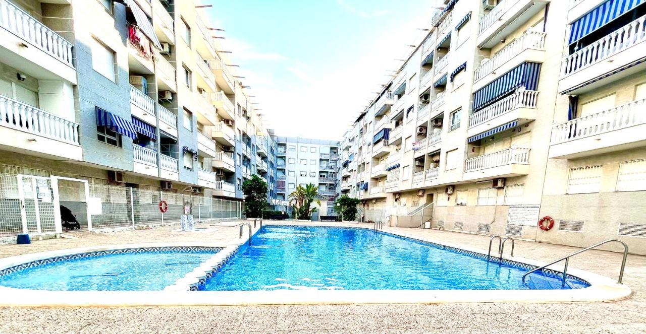 Torrevieja Comfortable Apartment 外观 照片