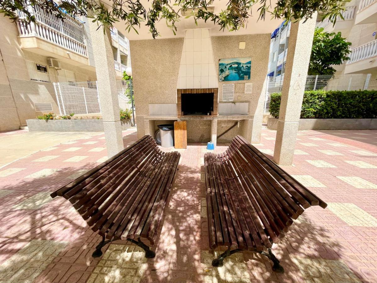 Torrevieja Comfortable Apartment 外观 照片